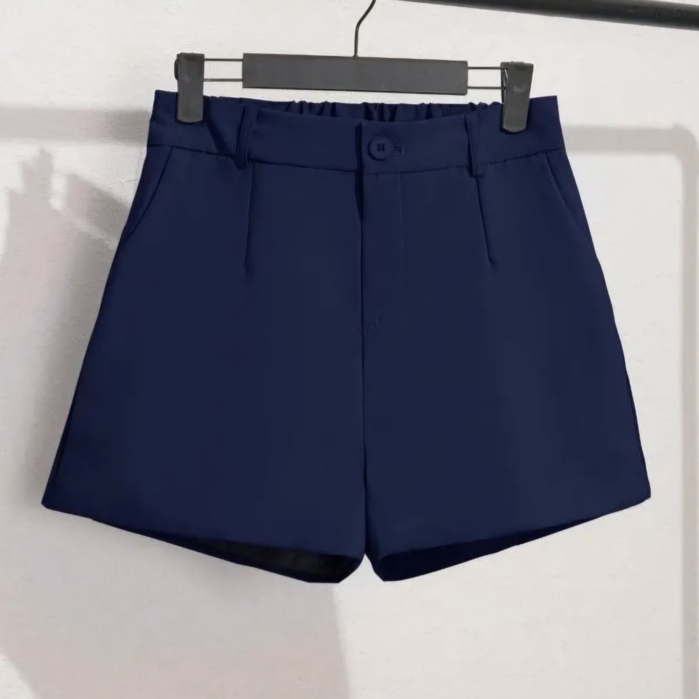 (NWT)Women's Dress Shorts, Size 10-12